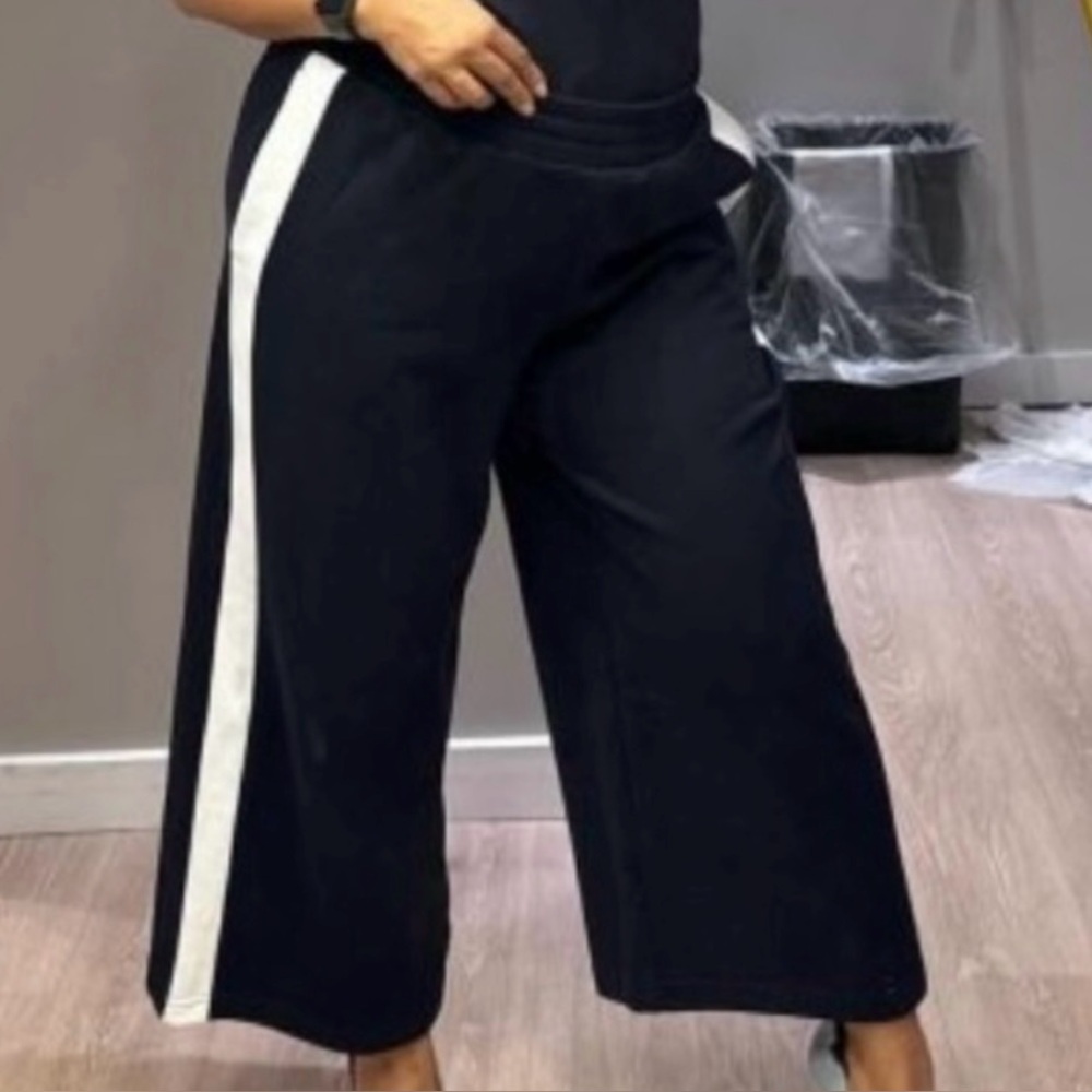 Express Black/White High Waisted Side Stripe Cropped Wide Leg Pant-Size Small